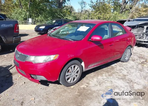 2013 Kia Forte Ex z USA, uszkodzony, nr VIN KNAFU4A29D5732705